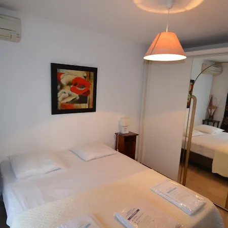 Apartman 6 Personnes Avec Terrasse Le Port *