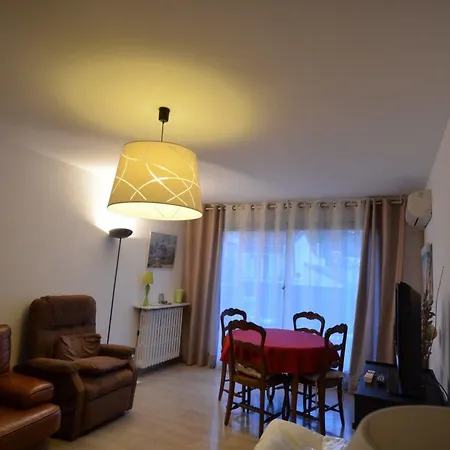 6 Personnes Avec Terrasse Le Port Lejlighed Nice